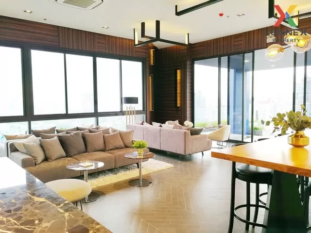 FOR SALE condo , Chewathai Residence Asoke , nice view , MRT-Phra Ram 9 , Makkasan , Rat Thewi , Bangkok , CX-00045